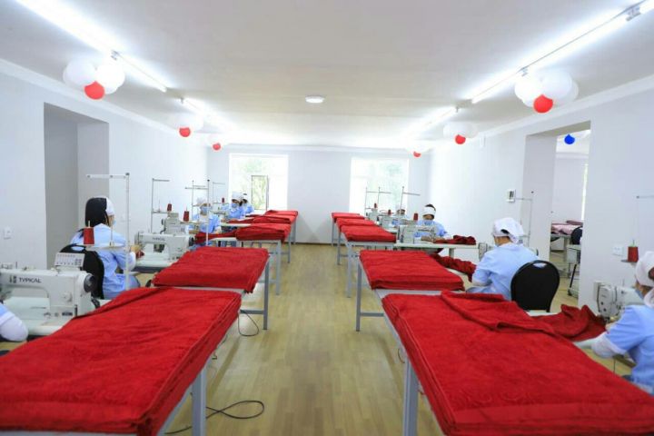 минск проспект независимости 31. 200 песо 1985. независимости 200. загс мфц москва. азс 45 омск.